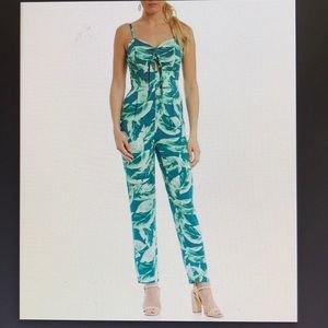 NWT NEVER WORN Gianni Bini Floral Jumpsuit